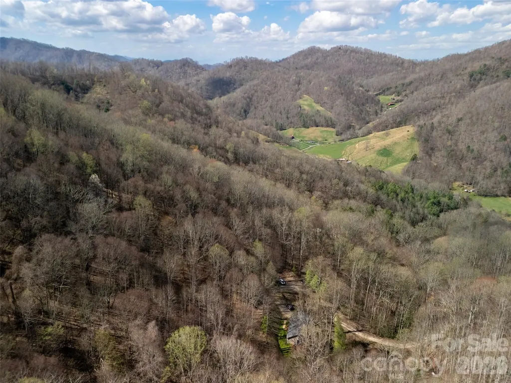 40 Acres Charity Lane Burnsville NC 28714