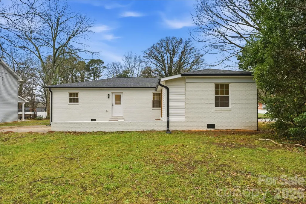 523 Biltmore Street Mooresville NC 28115