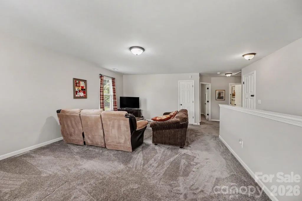 4562 Westhill Place Kernersville NC 27284