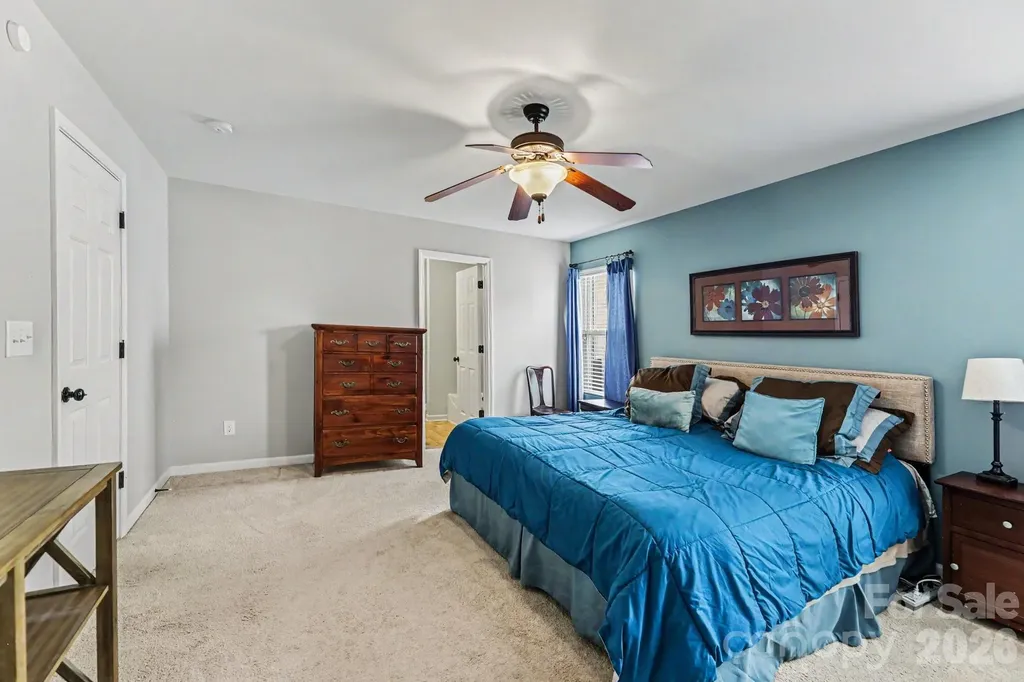 4562 Westhill Place Kernersville NC 27284