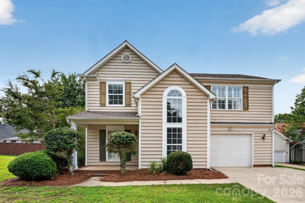 8220 Upsall Court Charlotte NC 28215