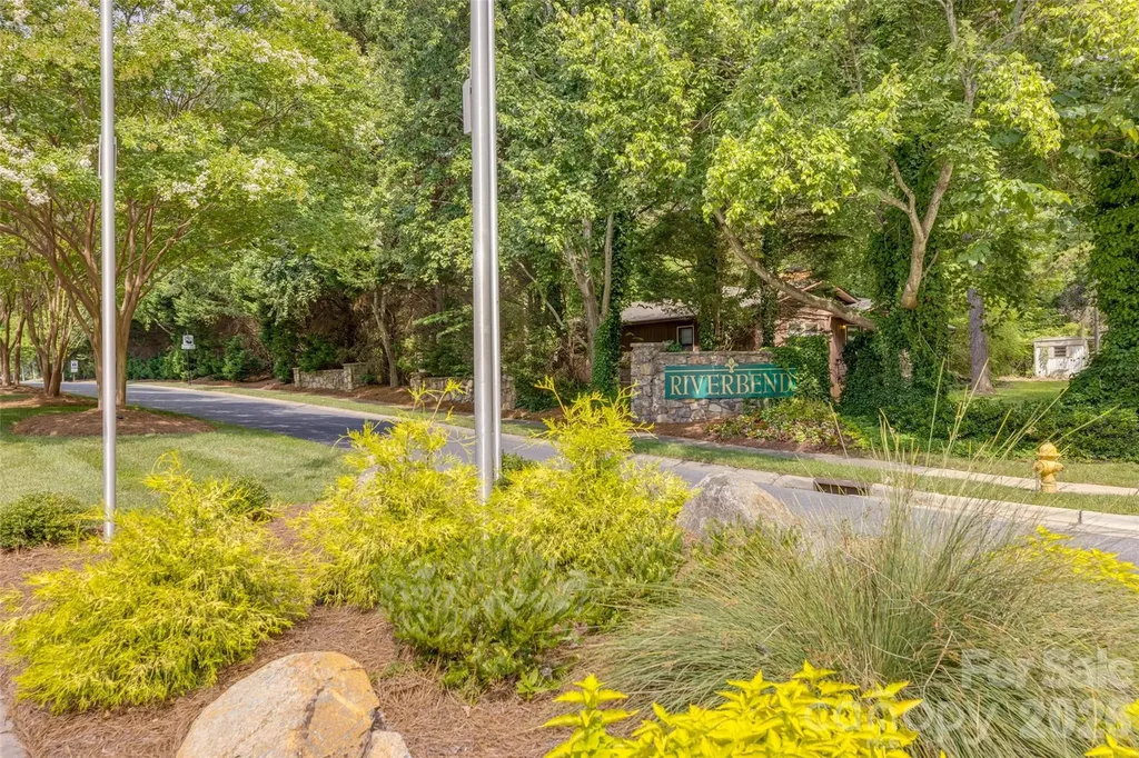 10216 Old Carolina Drive Charlotte NC 28214