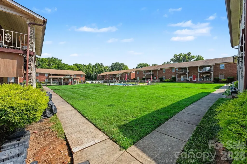 112 Briarcliff Drive Kannapolis NC 28081