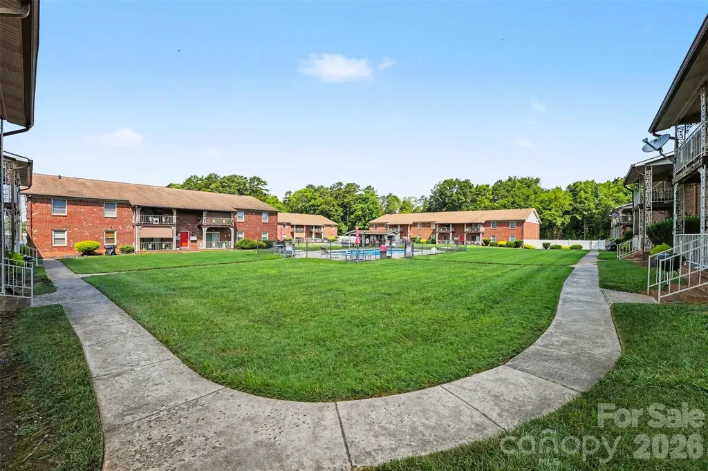 112 Briarcliff Drive Kannapolis NC 28081