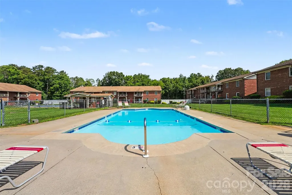112 Briarcliff Drive Kannapolis NC 28081