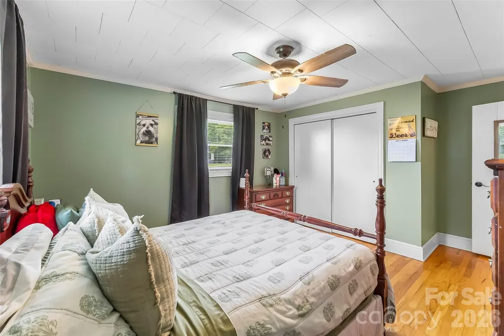 691 Central Street Hudson NC 28638