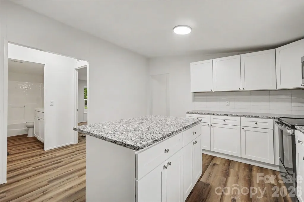 9703 Willilyn Lane Charlotte NC 28214