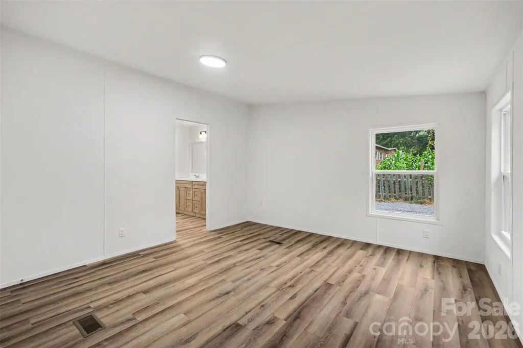 9703 Willilyn Lane Charlotte NC 28214