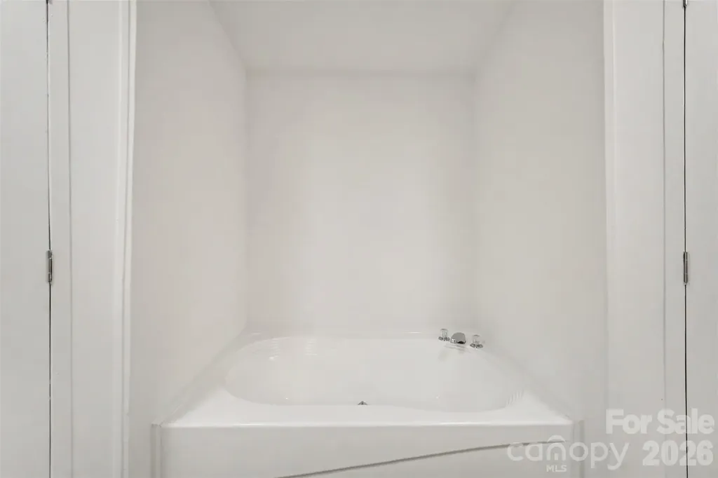 9703 Willilyn Lane Charlotte NC 28214