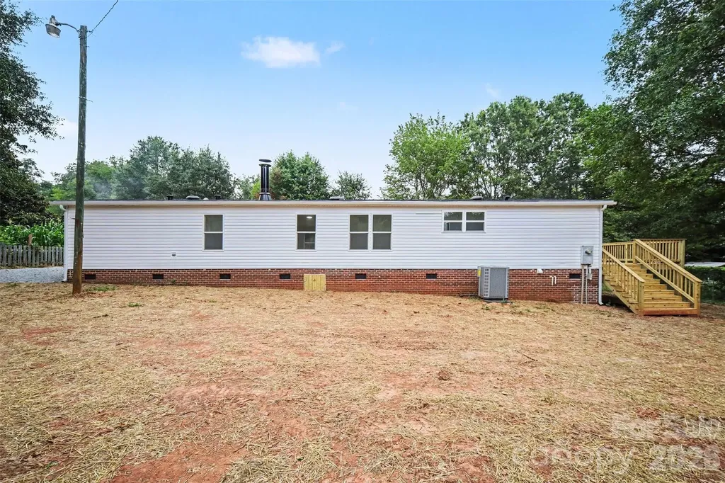 9703 Willilyn Lane Charlotte NC 28214