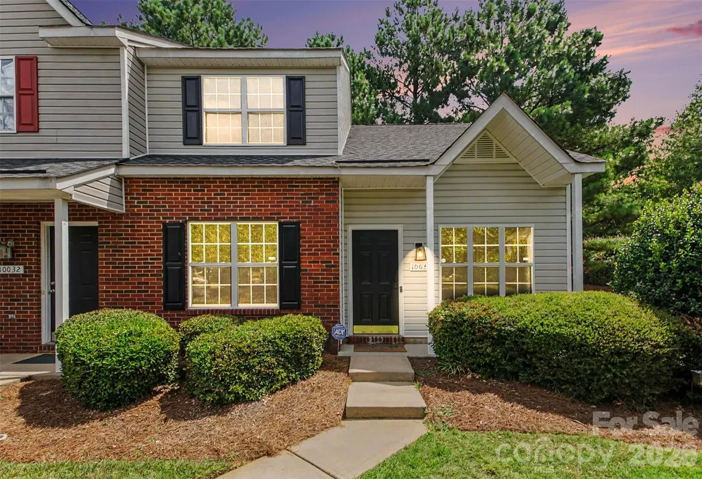 10030 Pergola View Court Charlotte NC 28213