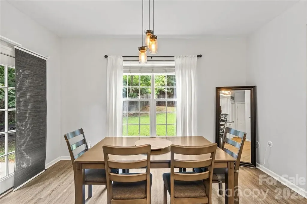 9025 Davis Crossing Court Charlotte NC 28269