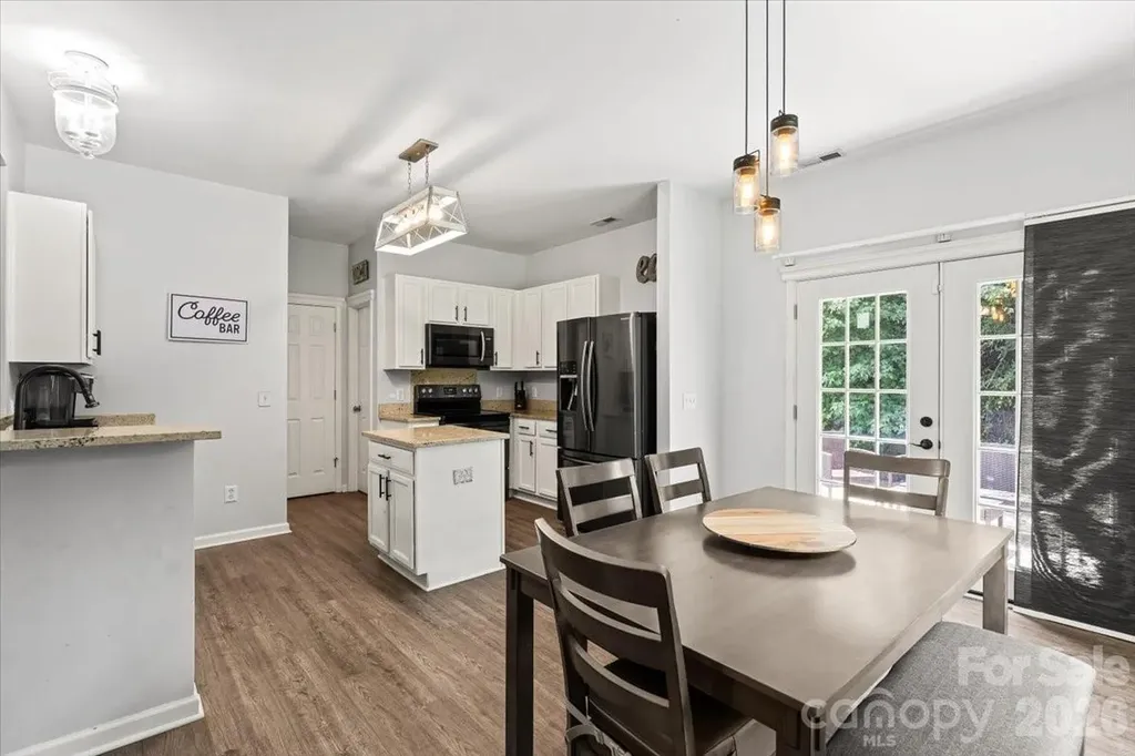 9025 Davis Crossing Court Charlotte NC 28269