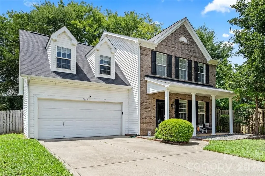 9025 Davis Crossing Court Charlotte NC 28269