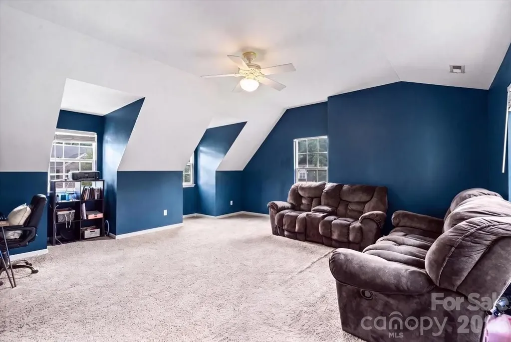 9025 Davis Crossing Court Charlotte NC 28269