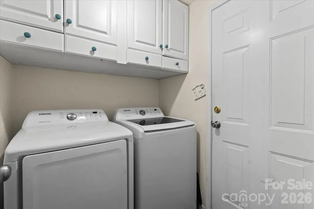 9025 Davis Crossing Court Charlotte NC 28269