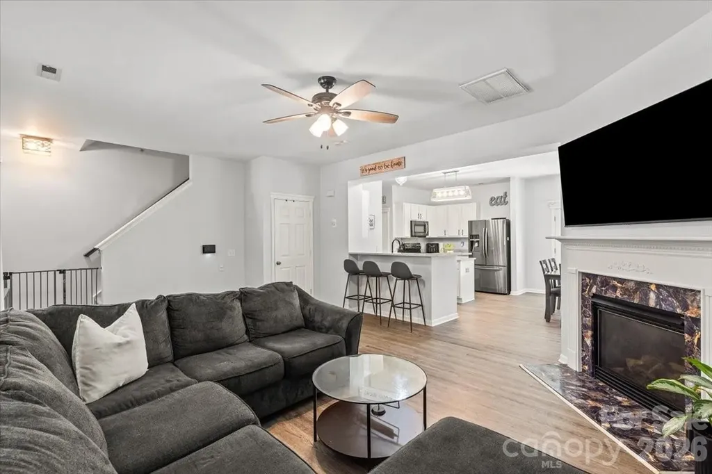 9025 Davis Crossing Court Charlotte NC 28269