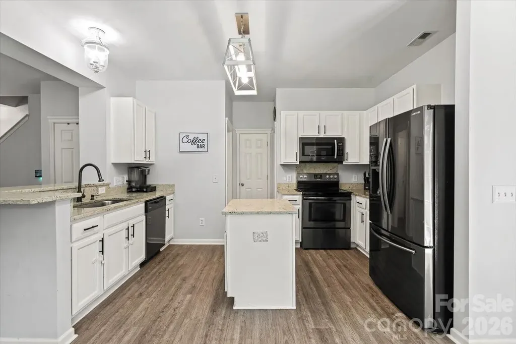 9025 Davis Crossing Court Charlotte NC 28269