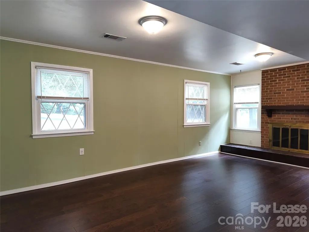 5812 Donegal Drive Charlotte NC 28212