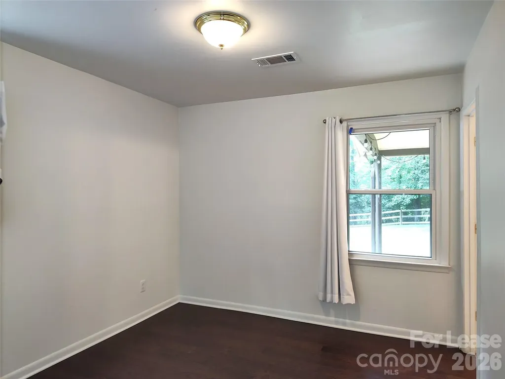 5812 Donegal Drive Charlotte NC 28212