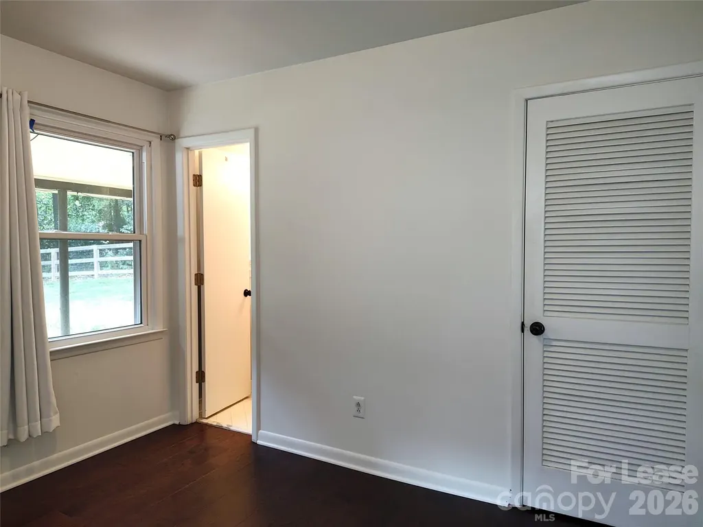 5812 Donegal Drive Charlotte NC 28212