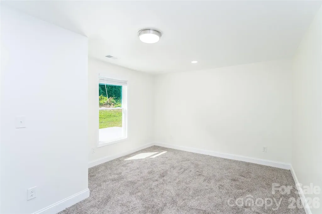 2136 W Nc 150 Highway Lincolnton NC 28092
