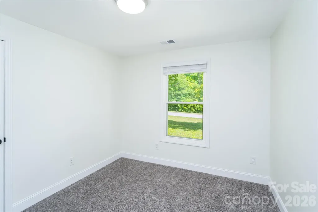 2136 W Nc 150 Highway Lincolnton NC 28092