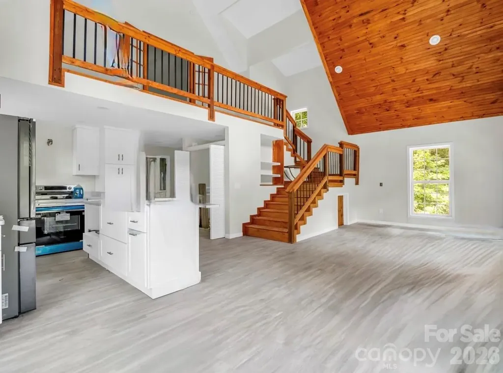 168 Fall Creek Drive Chimney Rock NC 28720