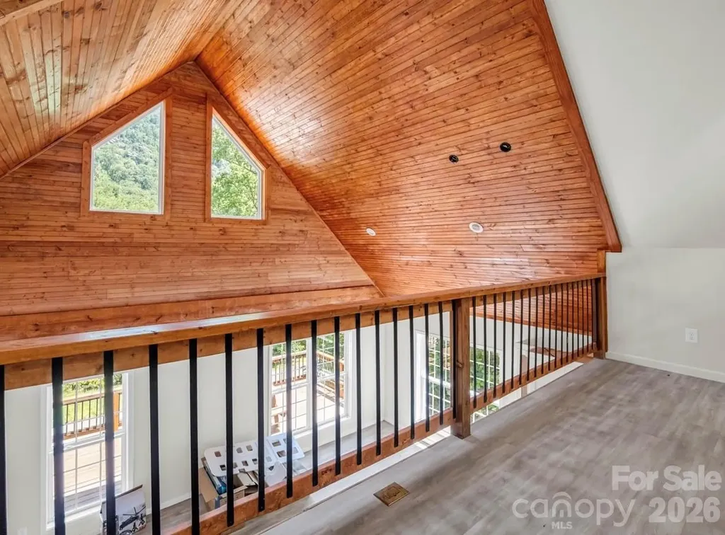 168 Fall Creek Drive Chimney Rock NC 28720