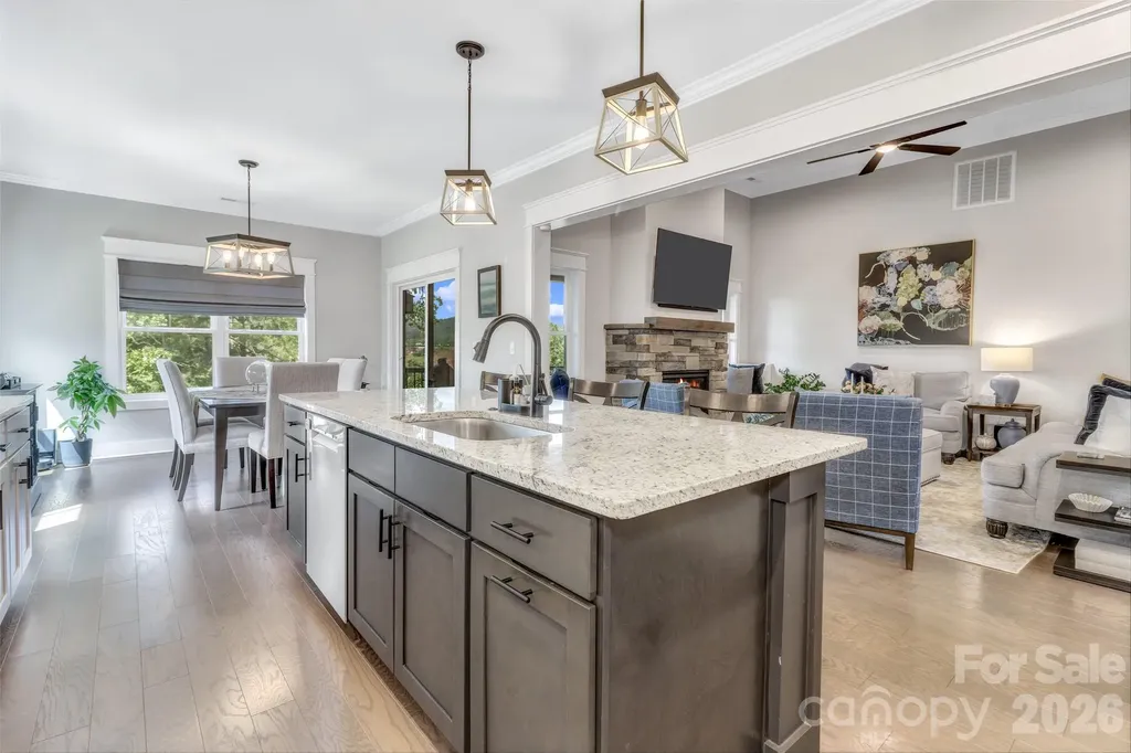 136 Ellis Lane Arden NC 28704