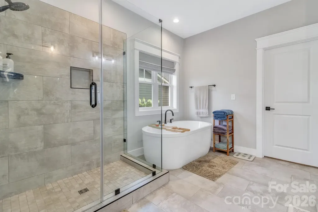 136 Ellis Lane Arden NC 28704