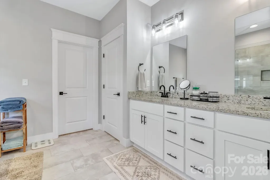 136 Ellis Lane Arden NC 28704