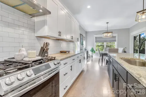 136 Ellis Lane Arden NC 28704
