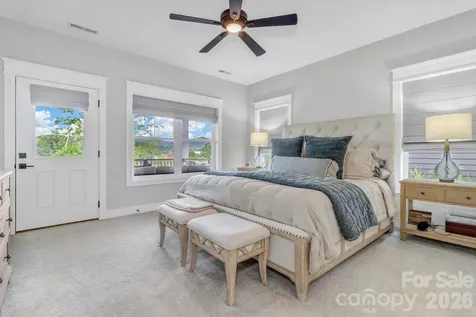 136 Ellis Lane Arden NC 28704