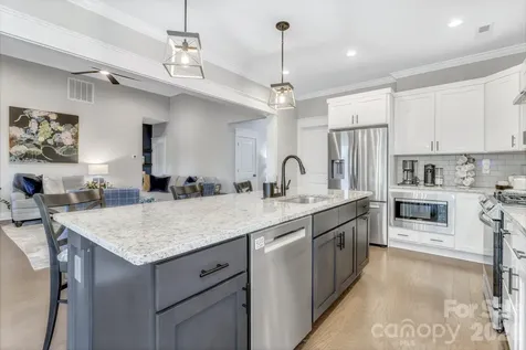 136 Ellis Lane Arden NC 28704