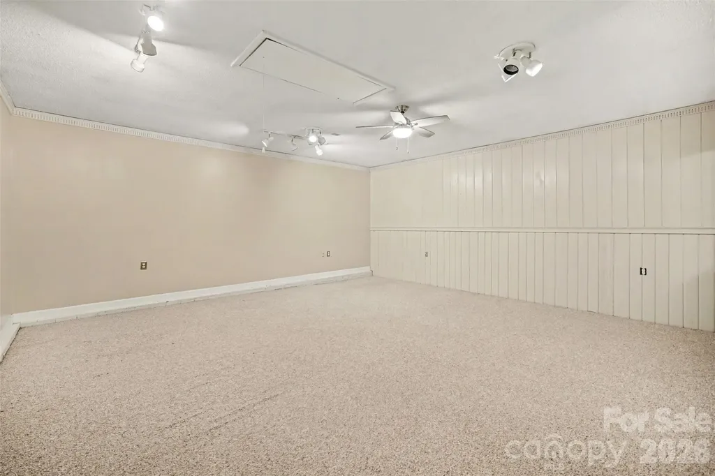 519 Raintree Drive Matthews NC 28104