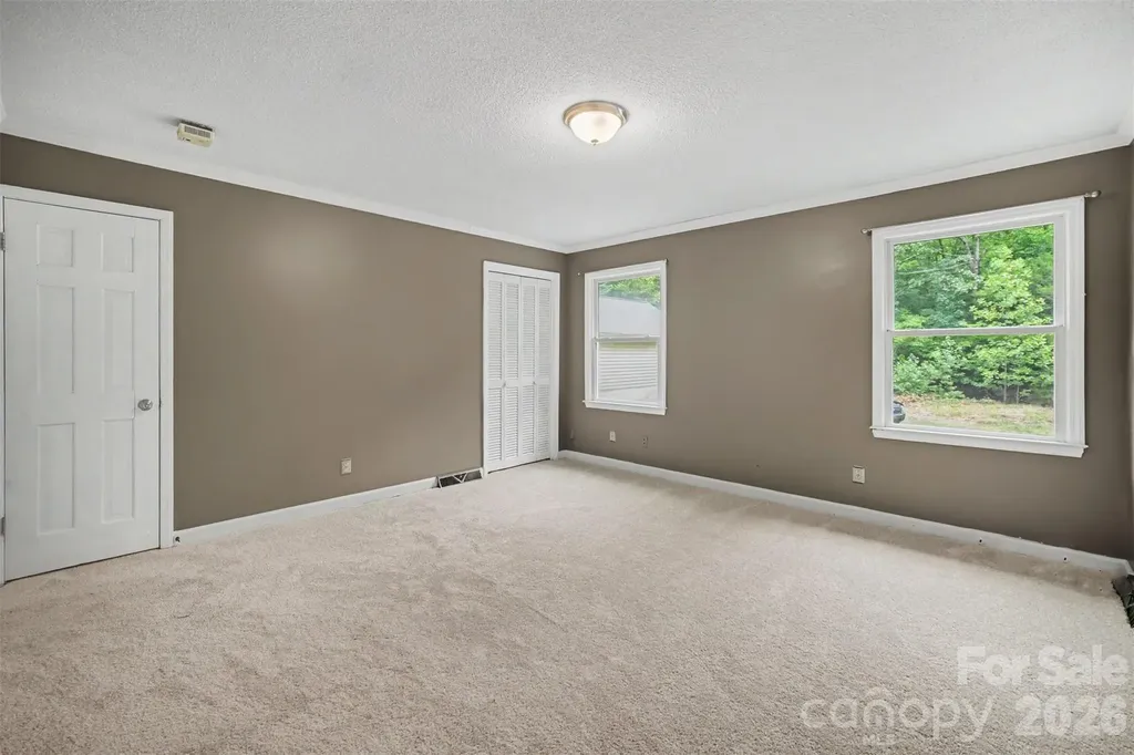 519 Raintree Drive Matthews NC 28104