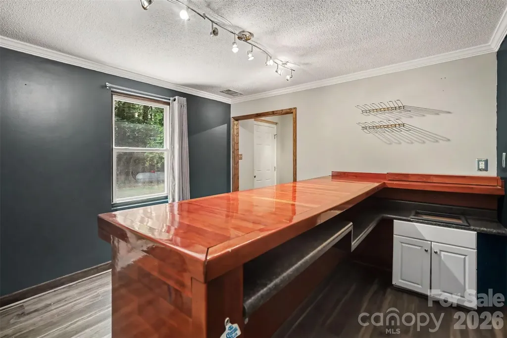 519 Raintree Drive Matthews NC 28104