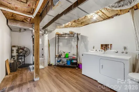 169 Viking Trail Hendersonville NC 28739
