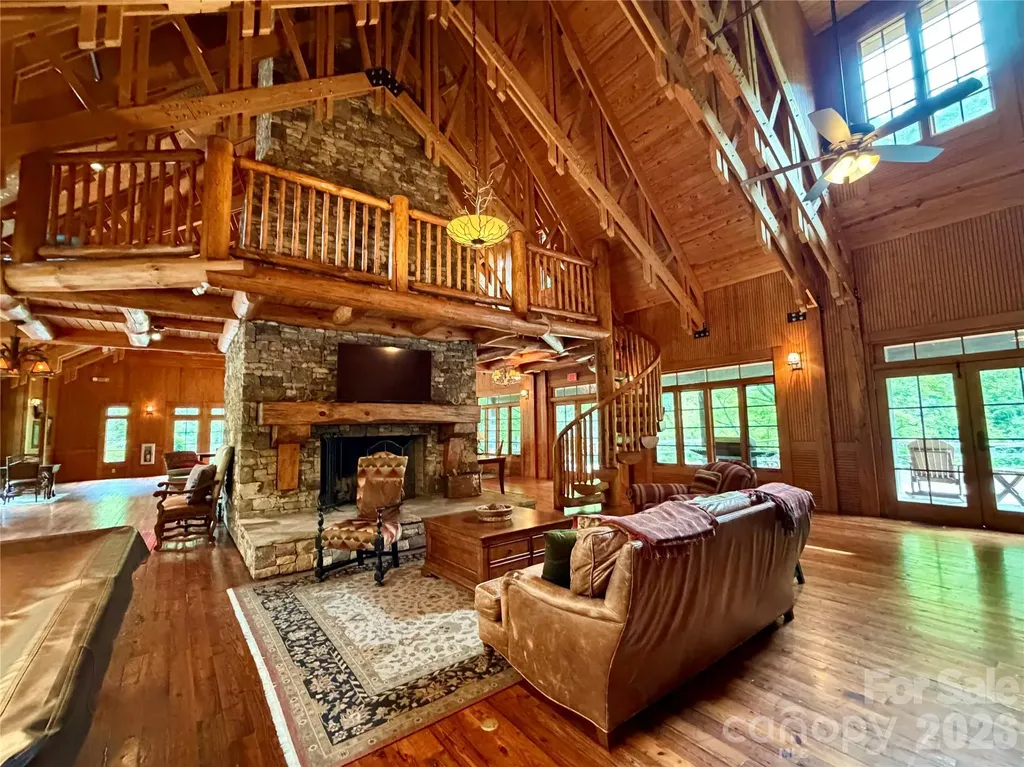 1156 Bear River Lodge Trail Marshall NC 28753