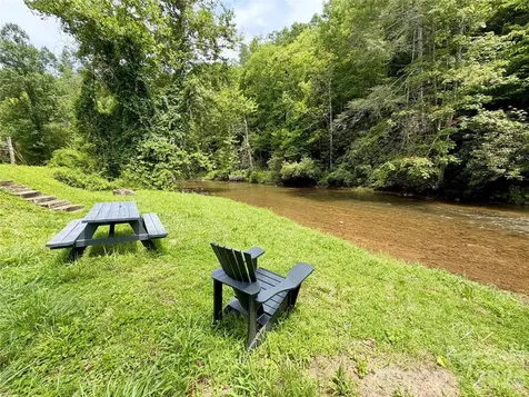1156 Bear River Lodge Trail Marshall NC 28753