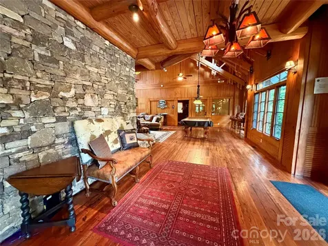 1156 Bear River Lodge Trail Marshall NC 28753