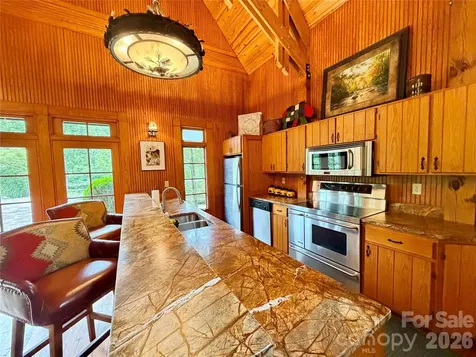 1156 Bear River Lodge Trail Marshall NC 28753