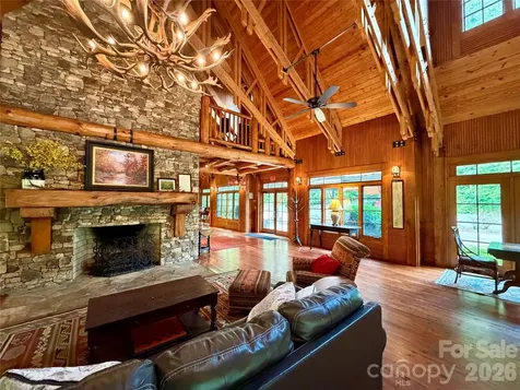 1156 Bear River Lodge Trail Marshall NC 28753