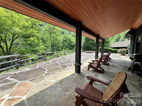 1156 Bear River Lodge Trail Marshall NC 28753