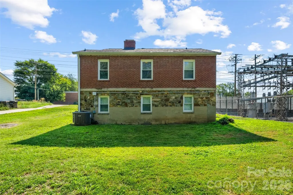 1821 Remount Road Charlotte NC 28208