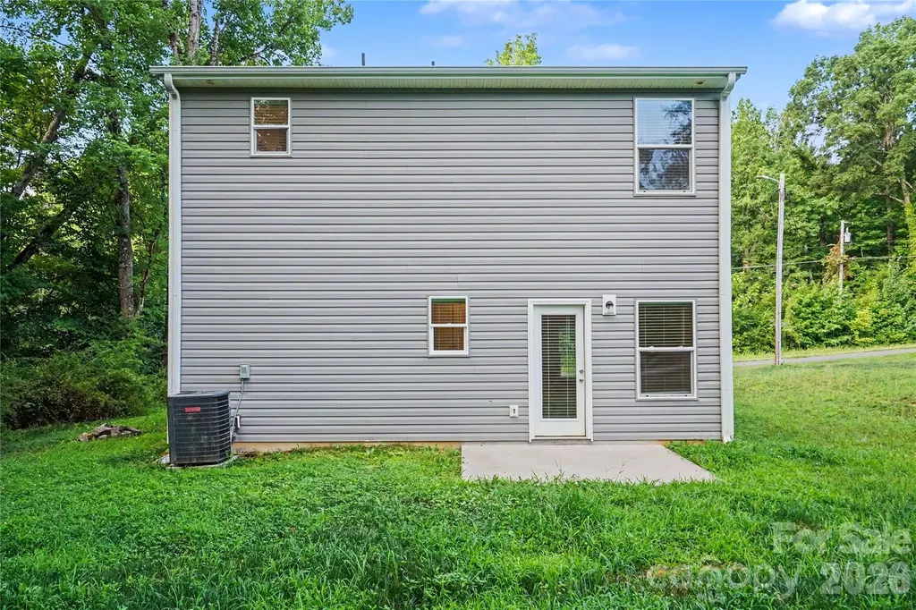2231 Beauty Street Statesville NC 28625