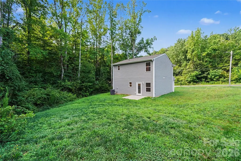 2231 Beauty Street Statesville NC 28625