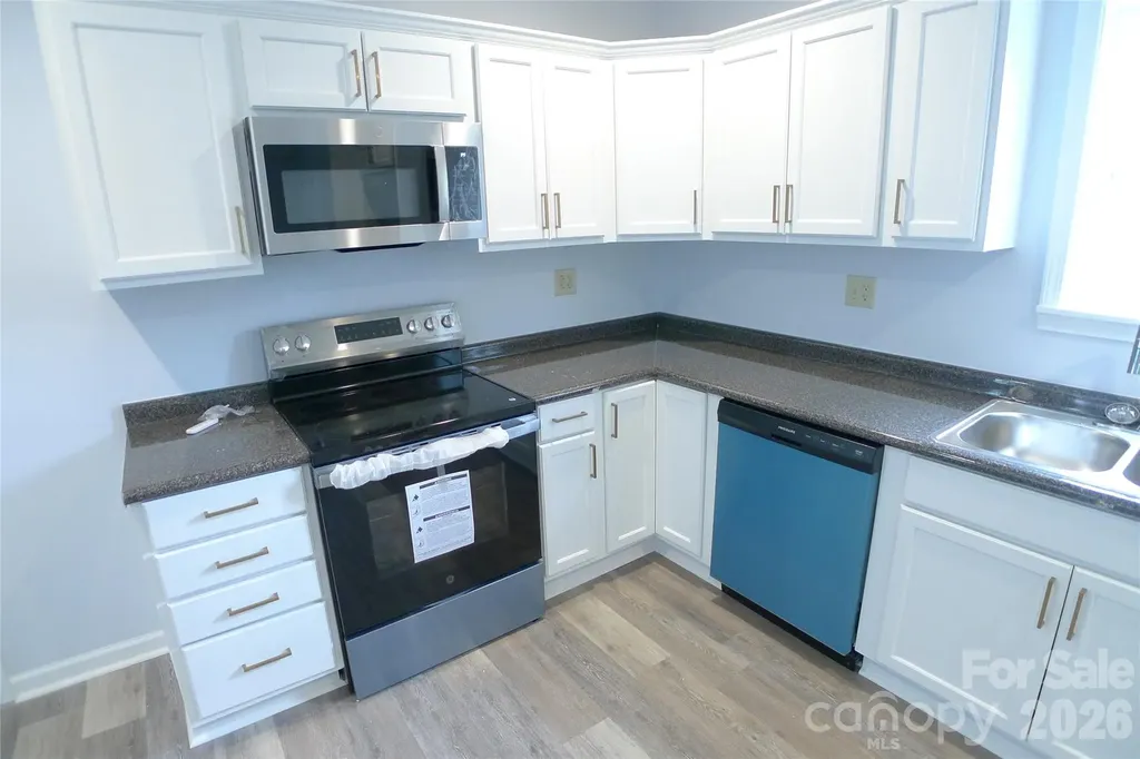 221 Duke Street Cooleemee NC 27014