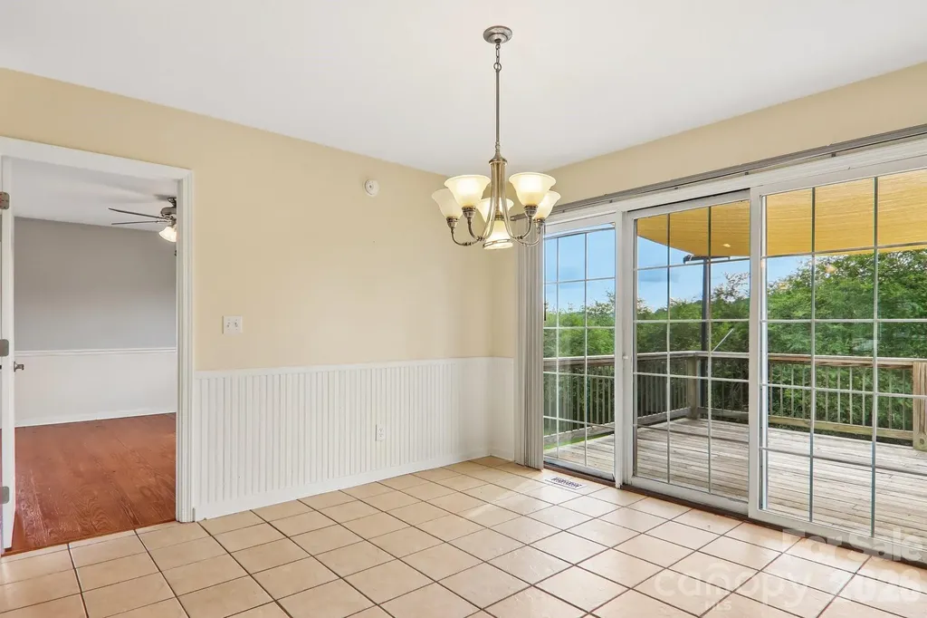 20 Amber Drive Horse Shoe NC 28742